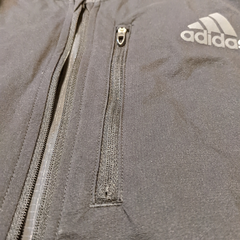 Adidas ADIZERO black lightweight running vest small - Picture 4 of 7